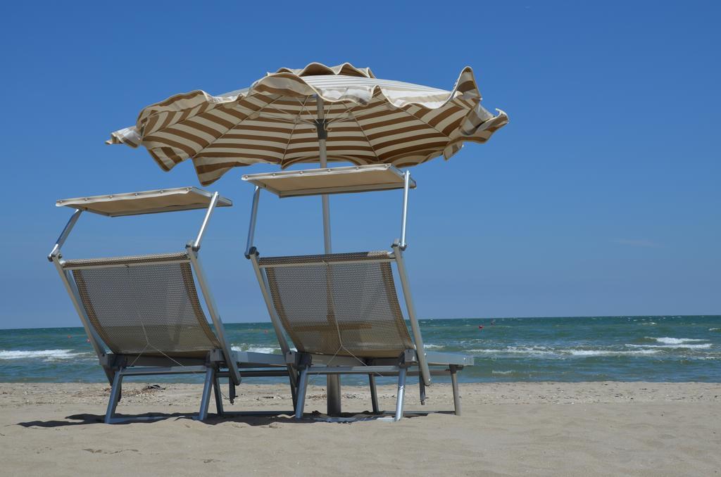 Hotel Rosen Garden Milano Marittima Exterior foto